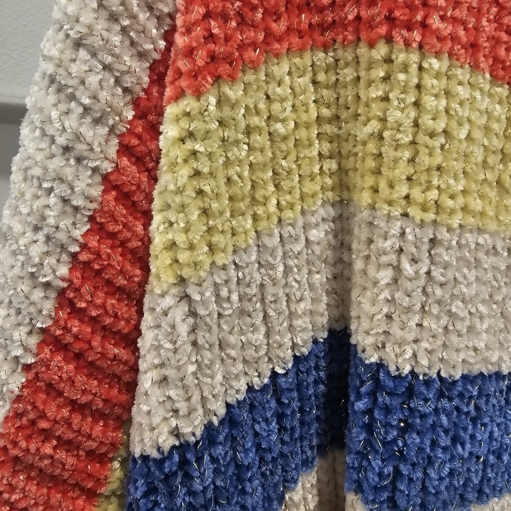 FATE Women’s Striped Chenille Sweater Large Beige Red Yellow Blue Soft Cozy Pull - Picture 2 of 8